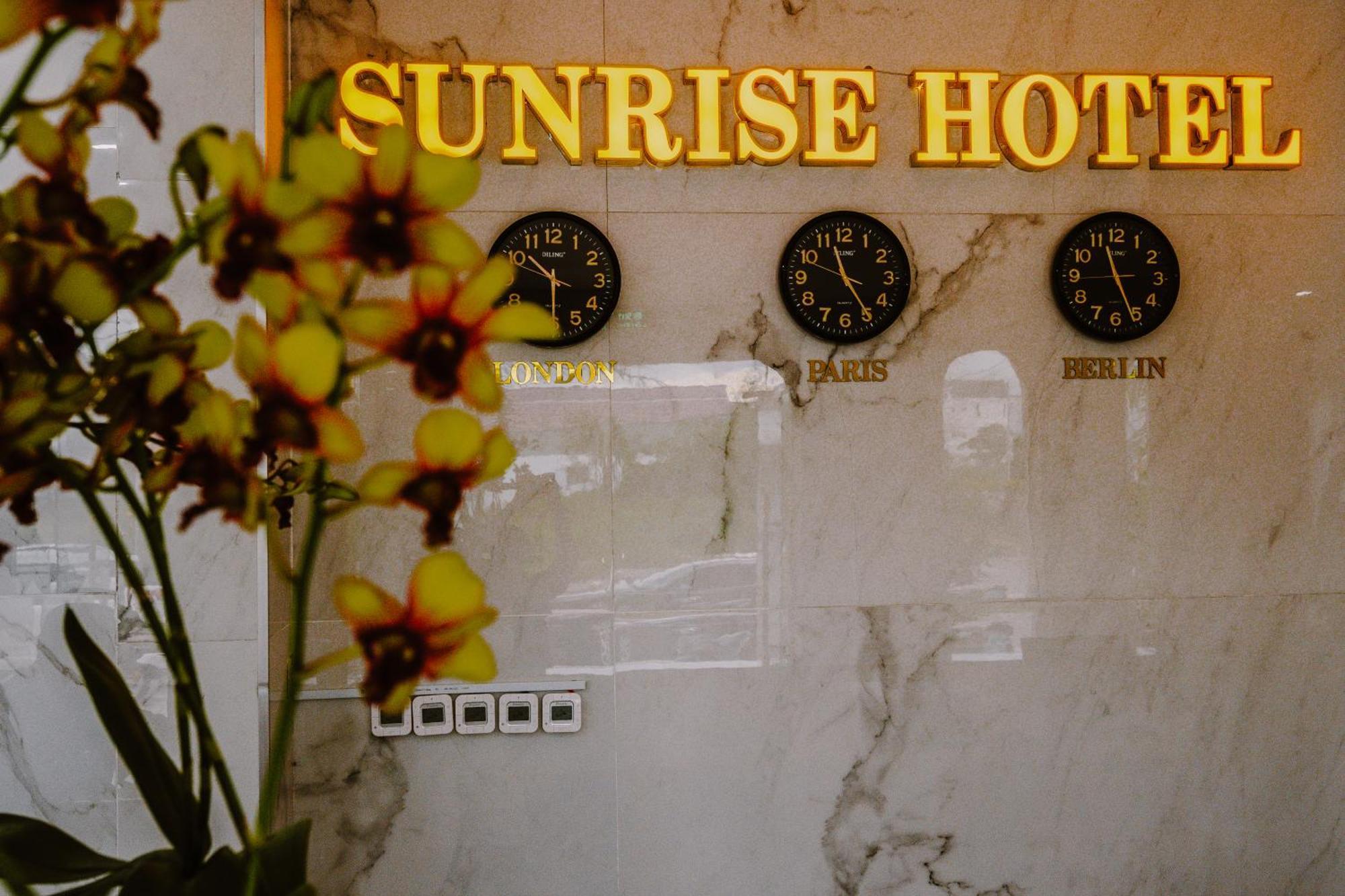 Sunrise Hotel Hà Tiên Buitenkant foto